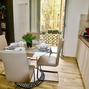 Central Lepetit De Luxe Milan